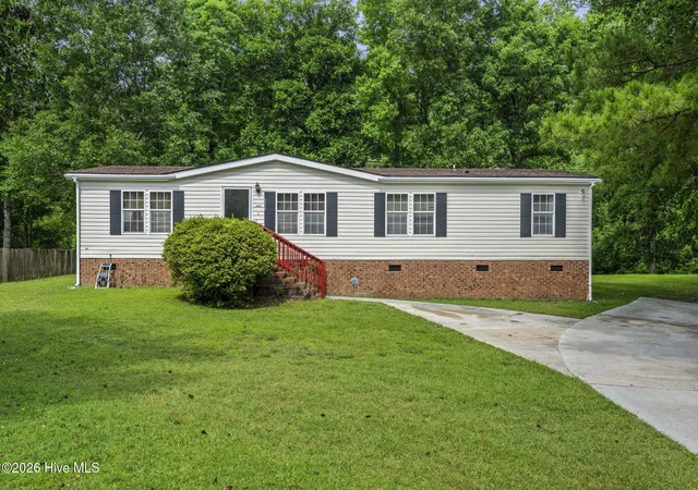 Photo 3 of Manufactured home for sale at 310 Macdonald Blvd, Havelock, NC 28532 | MLS# 100577271 | Listing updated on 2026-08-30