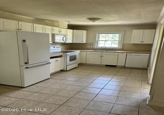 5th image of 231 Carolina Pines Blvd, New Bern, NC 28560 | MLS# 100586815