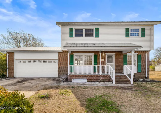 1st image of 422 Thomas Dr, Jacksonville, NC 28546 | MLS# 100552872