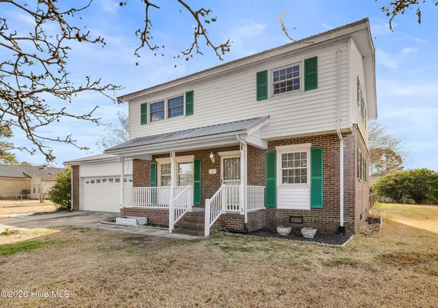 image of 422 Thomas Dr, Jacksonville, NC 28546 | MLS# 100552872