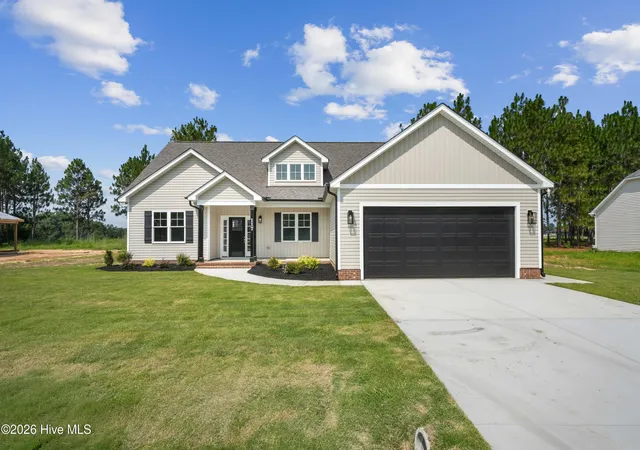 Photo 1 of Single family home for sale at 117 N Rabbit Run Dr, Smithfield, NC 27577 | MLS# 100562007 | Listing updated on 2026-09-20