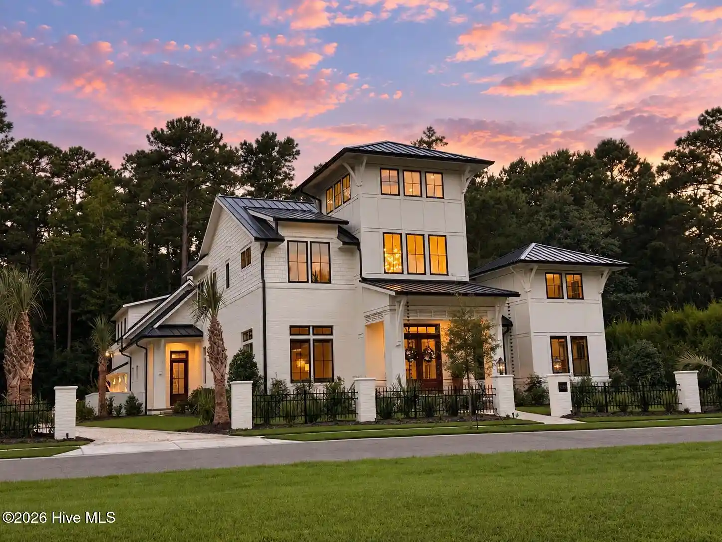 Photo 1 of Mansion for sale at 7206 Saddleworth Trl, Wilmington, NC 28405 | MLS# 100611990 | Listing updated on 2026-10-23