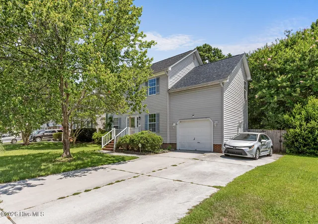 Homes for sale in Jacksonville, NC | 108 Yellowwood Dr, Jacksonville, NC 28546 | MLS# 100586622