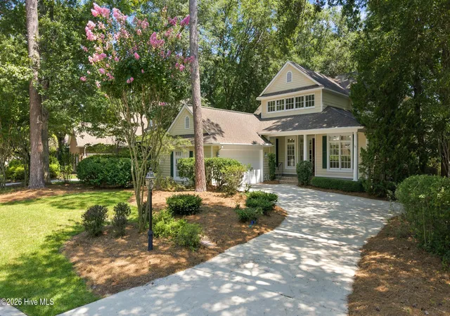 Photo 1 of Single family home for sale at 8313 Vintage Clb Cir, Wilmington, NC 28411 | MLS# 100596212 | Listing updated on 2026-09-18