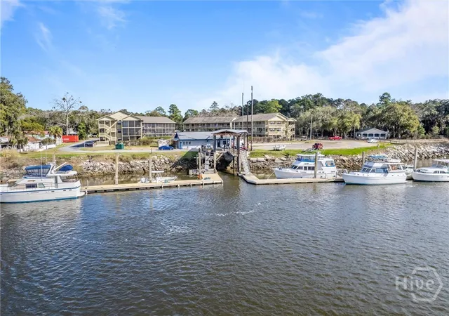 Homes for sale in Midway, GA | 207 Azalea Rd, Midway, GA 31320