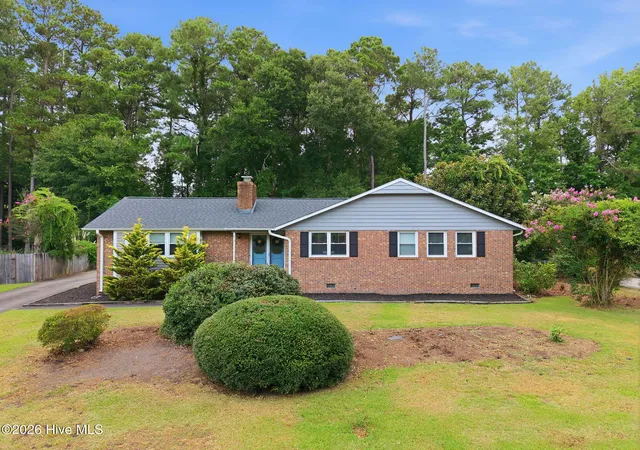 Homes for sale in Jacksonville, NC | 1407 Clifton Rd, Jacksonville, NC 28540 | MLS# 100587725