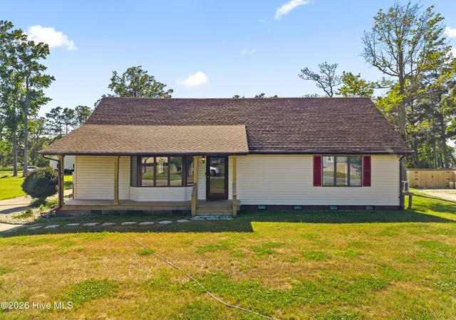 3rd image of 405 Driftwood Dr, Elizabeth City, NC 27909 | MLS# 100573693
