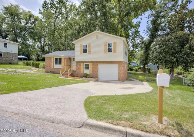 Photo 3 of Single family home for sale at 410 Marlboro St, Augusta, GA 30907 | MLS# 100591604 | Listing updated on 2026-08-18