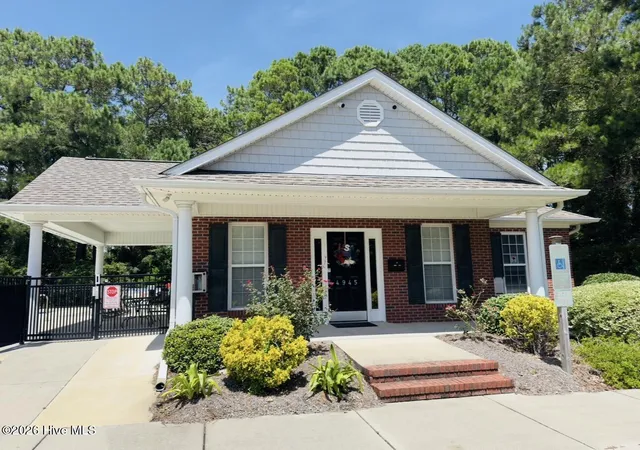 Photo 30 of Single family home for sale at 4913 Coronado Dr, Wilmington, NC 28409 | MLS# 100587554 | Listing updated on 2026-08-18
