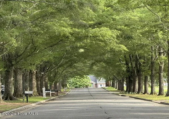 Photo 2 of Single family home for sale at 306 Kimberly Dr, Edenton, NC 27932 | MLS# 100583327 | Listing updated on 2026-08-25