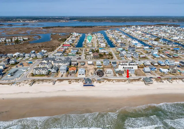 Photo 4 of Single family home for sale at 1017 1st Street, Surf City, NC 28445 | MLS# 100557941 | Listing updated on 2026-08-18