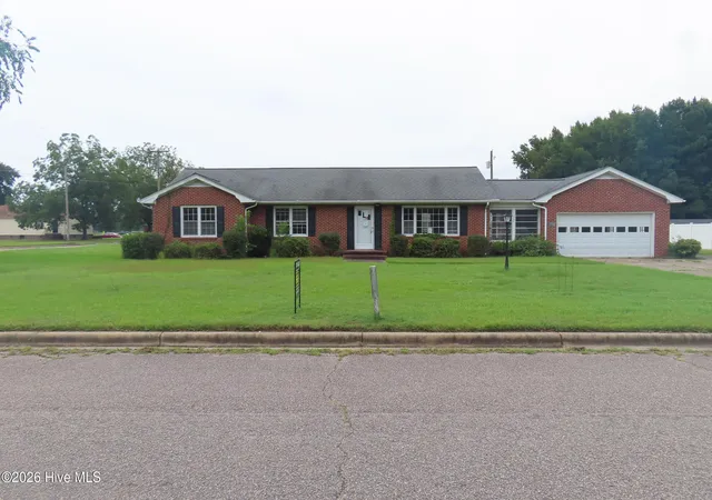 Photo 1 of Single family home for sale at 222 Sunset Dr, Hertford, NC 27944 | MLS# 100600261 | Listing updated on 2026-09-03