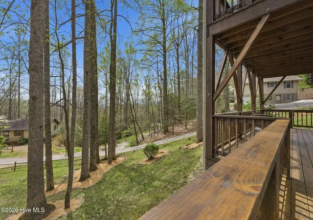 Photo 4 of Single family home for sale at 359 Whippoorwill Trl, Franklin, NC 28734 | MLS# 100566398 | Listing updated on 2026-09-03