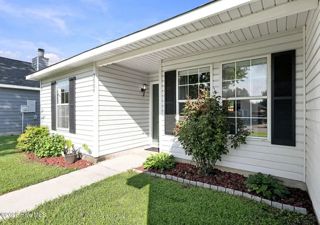 Photo 3 of Single family home for sale at 3009 Steeple Chase Ct, Jacksonville, NC 28546 | MLS# 100600247 | Listing updated on 2026-09-03