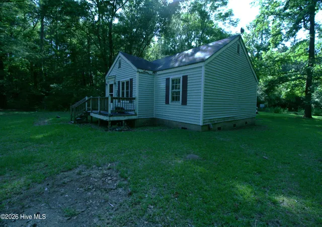Photo 3 of Single family home for sale at 326 Roxie Reese Rd, Plymouth, NC 27962 | MLS# 100594223 | Listing updated on 2026-08-18