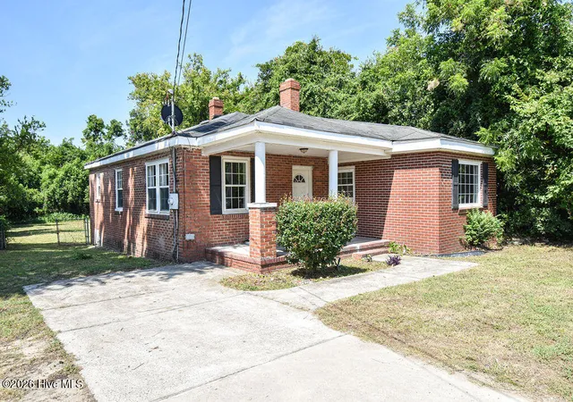 3rd image of 2015 Olive Rd, Augusta, GA 30906 | MLS# 100588392