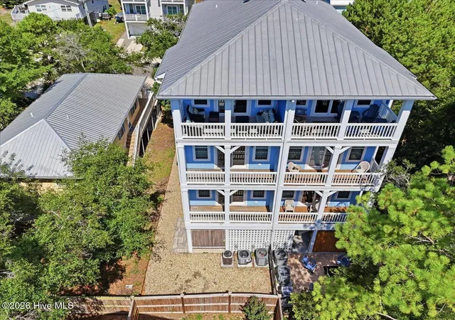 3rd image of 1205 Swordfish Ln, Carolina Beach, NC 28428