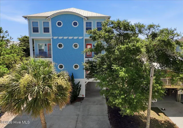 2nd image of 1205 Swordfish Ln, Carolina Beach, NC 28428