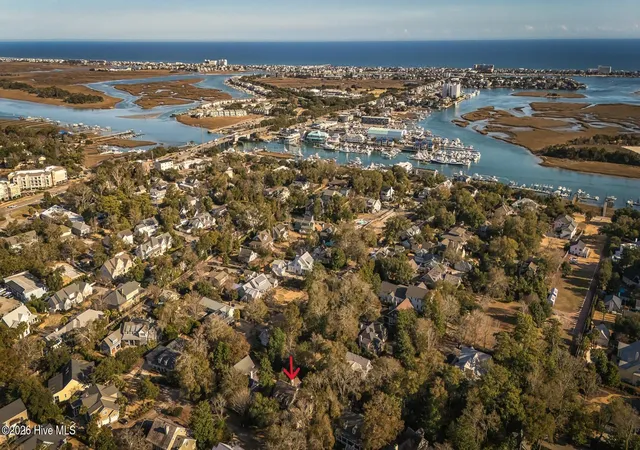 Photo 2 of Single family home for sale at 1805 Trey Ct, Wilmington, NC 28403 | MLS# 100550296 | Listing updated on 2026-09-14