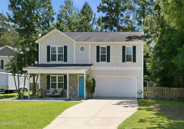 Photo 1 of Single family home for sale at 128 Hunting Wood Ln, New Bern, NC 28560 | MLS# 100594590 | Listing updated on 2026-09-16