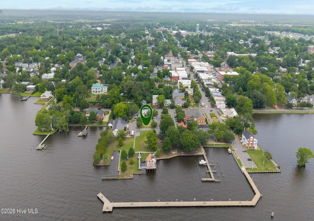 Photo 3 of House for sale at 111 W Water St, Edenton, NC 27932 | MLS# 100577015 | Listing updated on 2026-05-27