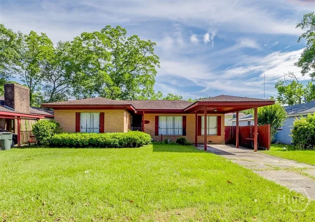 Photo 1 of Single family home for sale at 1119 W 49th Street, Savannah, GA 31405 | MLS# SA357216 | Listing updated on 2026-10-13