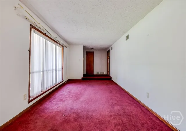 Photo 4 of Single family home for sale at 1119 W 49th Street, Savannah, GA 31405 | MLS# SA357216 | Listing updated on 2026-10-13