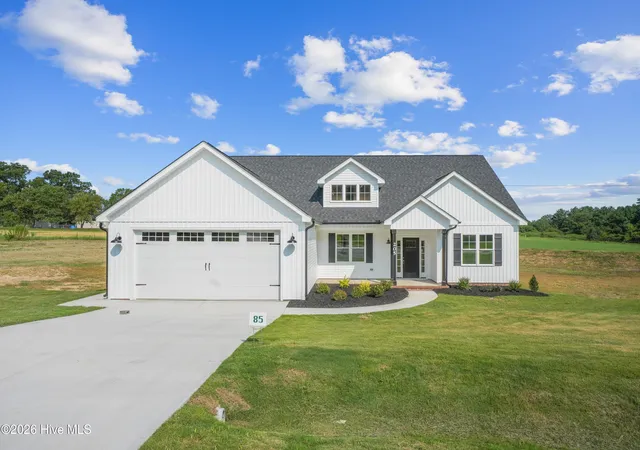 Photo 3 of Single family home for sale at 205 N Rabbit Run Dr, Smithfield, NC 27577 | MLS# 100562016 | Listing updated on 2026-09-20