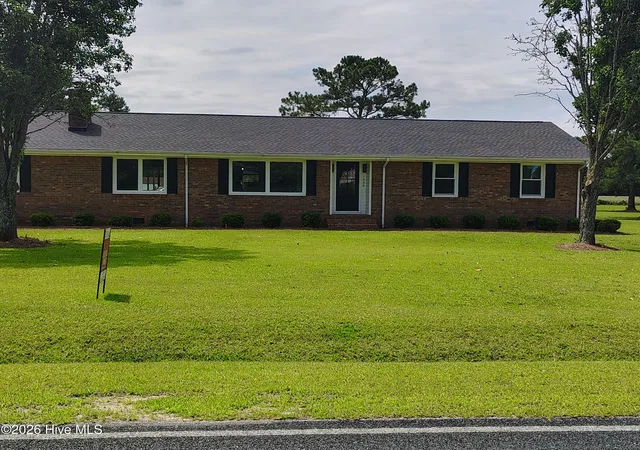 Homes for sale in Whiteville, NC | 1600 Mrs Tates Rd, Whiteville, NC 28472 | MLS# 100579289