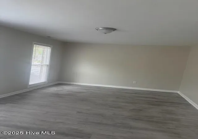 Photo 3 of Single family home for sale at 101 Church St, Tarboro, NC 27886 | MLS# 100567657 | Listing updated on 2026-08-18