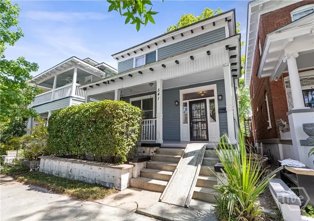Photo 2 of Single family home for sale at 541 E Park Ave, Savannah, GA 31401 | MLS# SA361041 | Listing updated on 2026-09-19