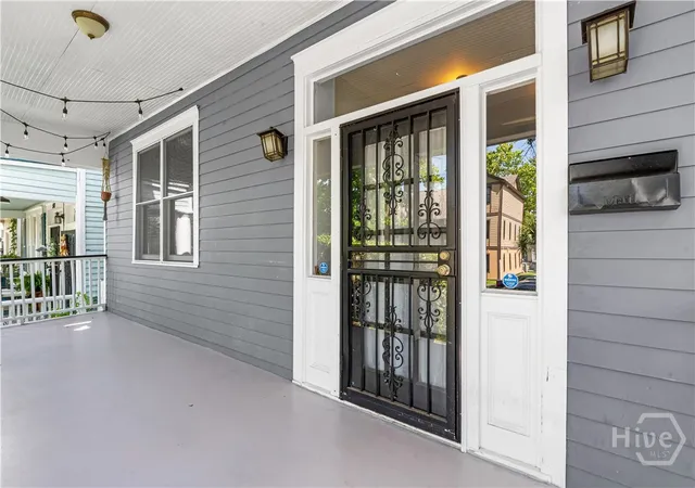 Photo 3 of Single family home for sale at 541 E Park Ave, Savannah, GA 31401 | MLS# SA361041 | Listing updated on 2026-09-19