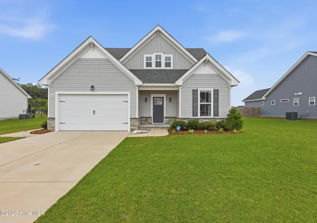 Photo 1 of Single family home for sale at 214 Pleasant Dr, Elizabeth City, NC 27909 | MLS# 100586265 | Listing updated on 2026-08-18