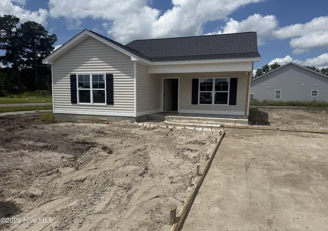 Photo 2 of Single family home for sale at 6616 Pollock Ct, Grifton, NC 28530 | MLS# 100566201 | Listing updated on 2026-08-18