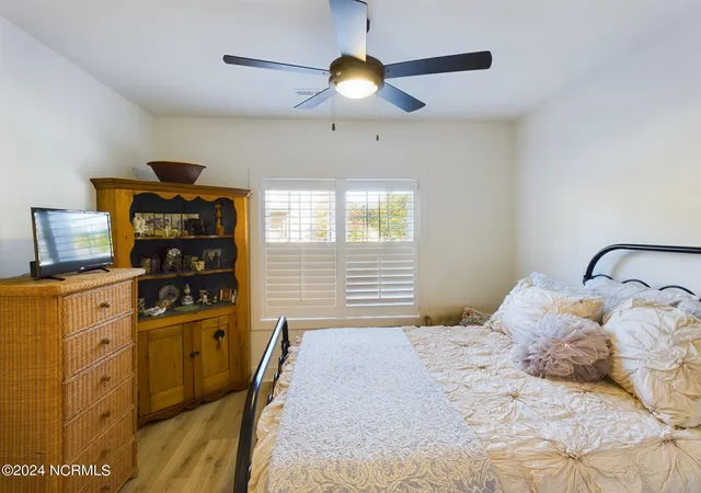 Photo 2 of Townhouse for sale at 129 Lexington Ln, Southern Pines, NC 28387 | MLS# 100590596 | Listing updated on 2026-09-02