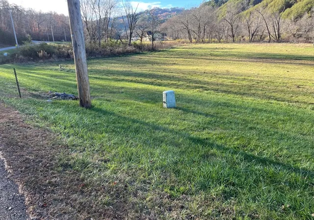 10th image of Lot 12 Harshaw Farm Dr, Murphy, NC 28906 | MLS# 98543732