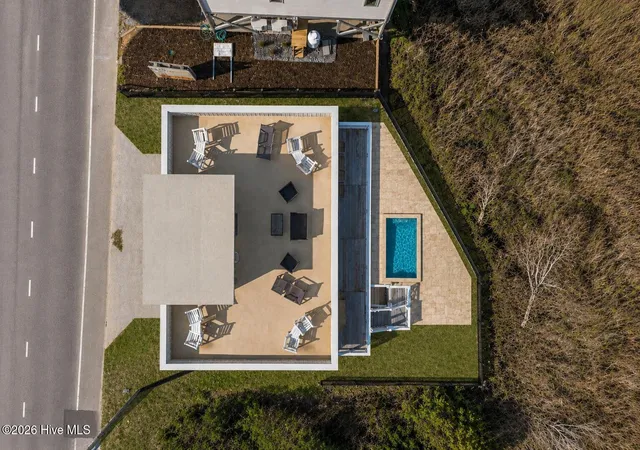 Photo 3 of Single family home for sale at 321 N New River Dr, Surf City, NC 28445 | MLS# 100565541 | Listing updated on 2026-08-18