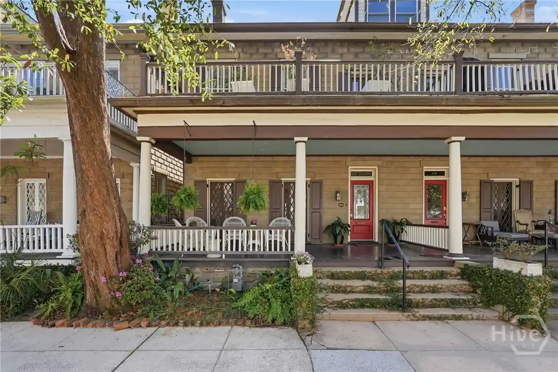 Photo 1 of Single family home for sale at 407 E Hall St, Savannah, GA 31401 | MLS# SA351642 | Listing updated on 2026-10-22