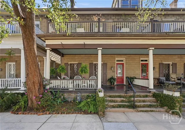 Homes for sale in Savannah, GA | 407 E Hall St, Savannah, GA 31401 | MLS# SA351642