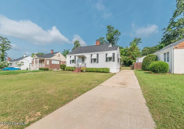 Photo 3 of Single family home for sale at 1711 Oak Dr, Augusta, GA 30904 | MLS# 100586511 | Listing updated on 2026-08-18