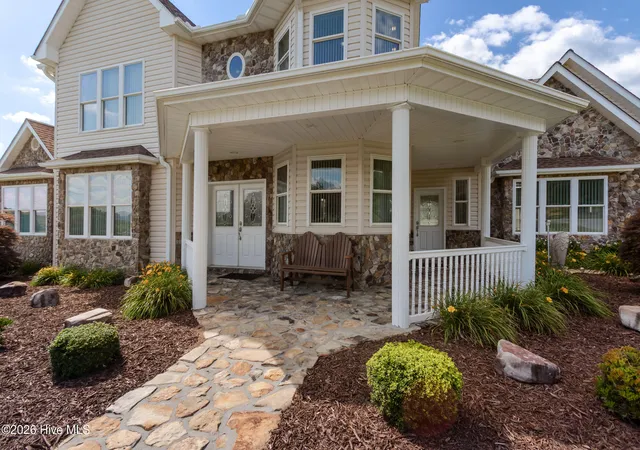 Photo 3 of Single family home for sale at 185 Lunsford Rd, Murphy, NC 28906 | MLS# 100581396 | Listing updated on 2026-08-18