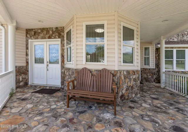 Photo 4 of Single family home for sale at 185 Lunsford Rd, Murphy, NC 28906 | MLS# 100581396 | Listing updated on 2026-08-18