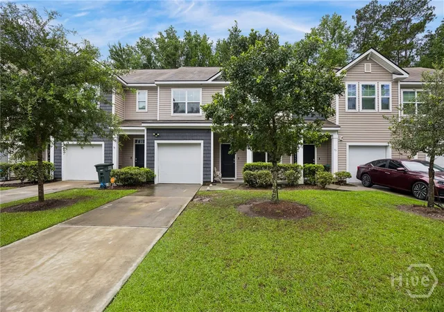 Photo 3 of Townhouse for sale at 41 Villas Of Garrard Dr, Savannah, GA 31405 | MLS# SA358819 | Listing updated on 2026-10-29
