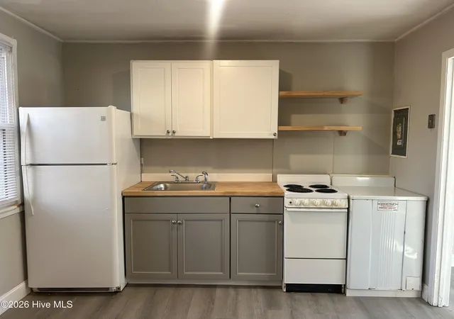 3rd image of 520-522 Williams St, Jacksonville, NC 28540