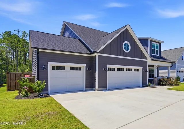 Photo 3 of Single family home for sale at 50 Coburn Ct, Hampstead, NC 28443 | MLS# 100579848 | Listing updated on 2026-08-23