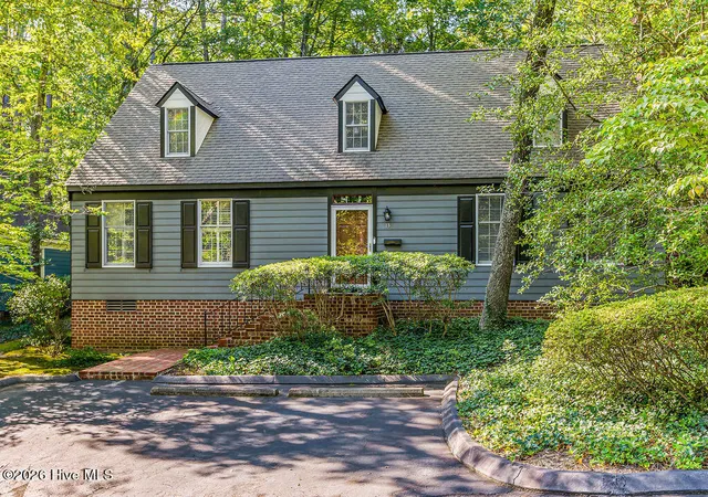 Photo 2 of Townhouse for sale at 13 Village In The Woods Cir, Southern Pines, NC 28387 | MLS# 100593373 | Listing updated on 2026-08-18