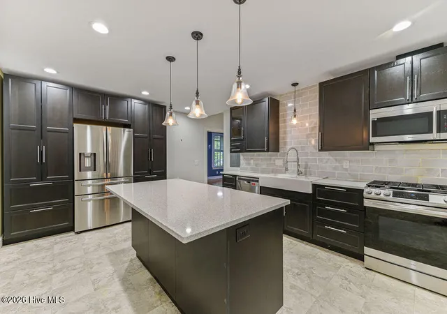 Photo 5 of Townhouse for sale at 13 Village In The Woods Cir, Southern Pines, NC 28387 | MLS# 100593373 | Listing updated on 2026-08-18
