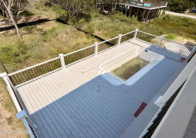 Photo 32 of Single family home for sale at 206 W Pelican Dr, Oak Island, NC 28465 | MLS# 100599927 | Listing updated on 2026-08-29