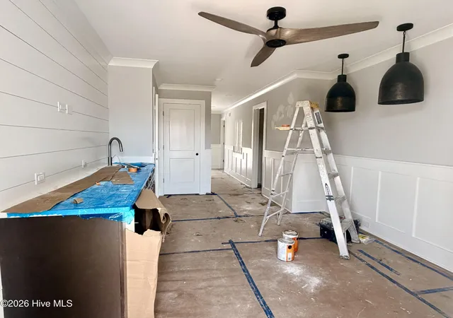 Photo 3 of Single family home for sale at 206 W Pelican Dr, Oak Island, NC 28465 | MLS# 100599927 | Listing updated on 2026-08-29