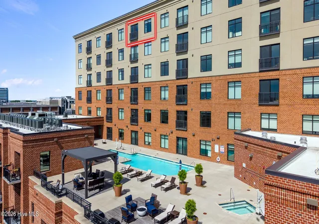 Photo 3 of Condo for sale at 14 Grace St #1213, Wilmington, NC 28401 | MLS# 100571949 | Listing updated on 2026-08-28